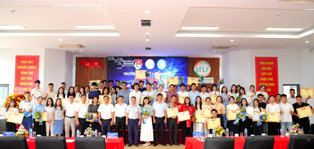 CÔNG TY CP CÔNG NGHỆ SINH HỌC THÚ Y ĐỒNG HÀNH CÙNG HỘI NGHỊ NGHIÊN CỨU KHOA HỌC VÀ ĐỔI MỚI SÁNG TẠO SINH VIÊN